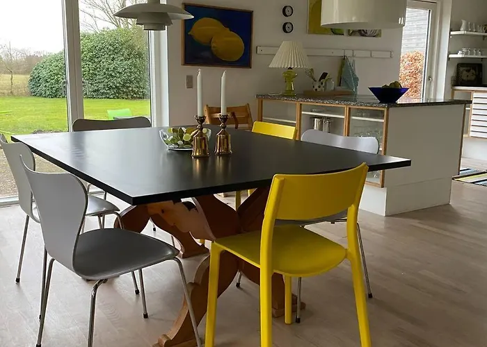 Holiday home Skont Hus Pa Landet Taet Pa Billund *